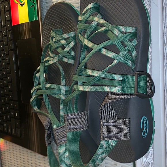 Chacos - Picture 3 of 3